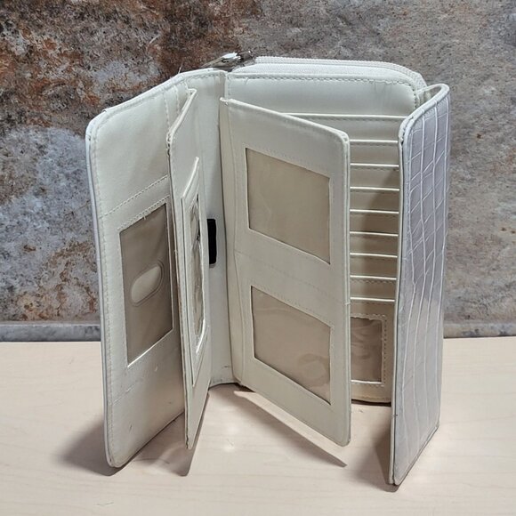 Vintage Leather Zip Around Wallet Cream Purse Snap Bifold - Picture 3 of 15